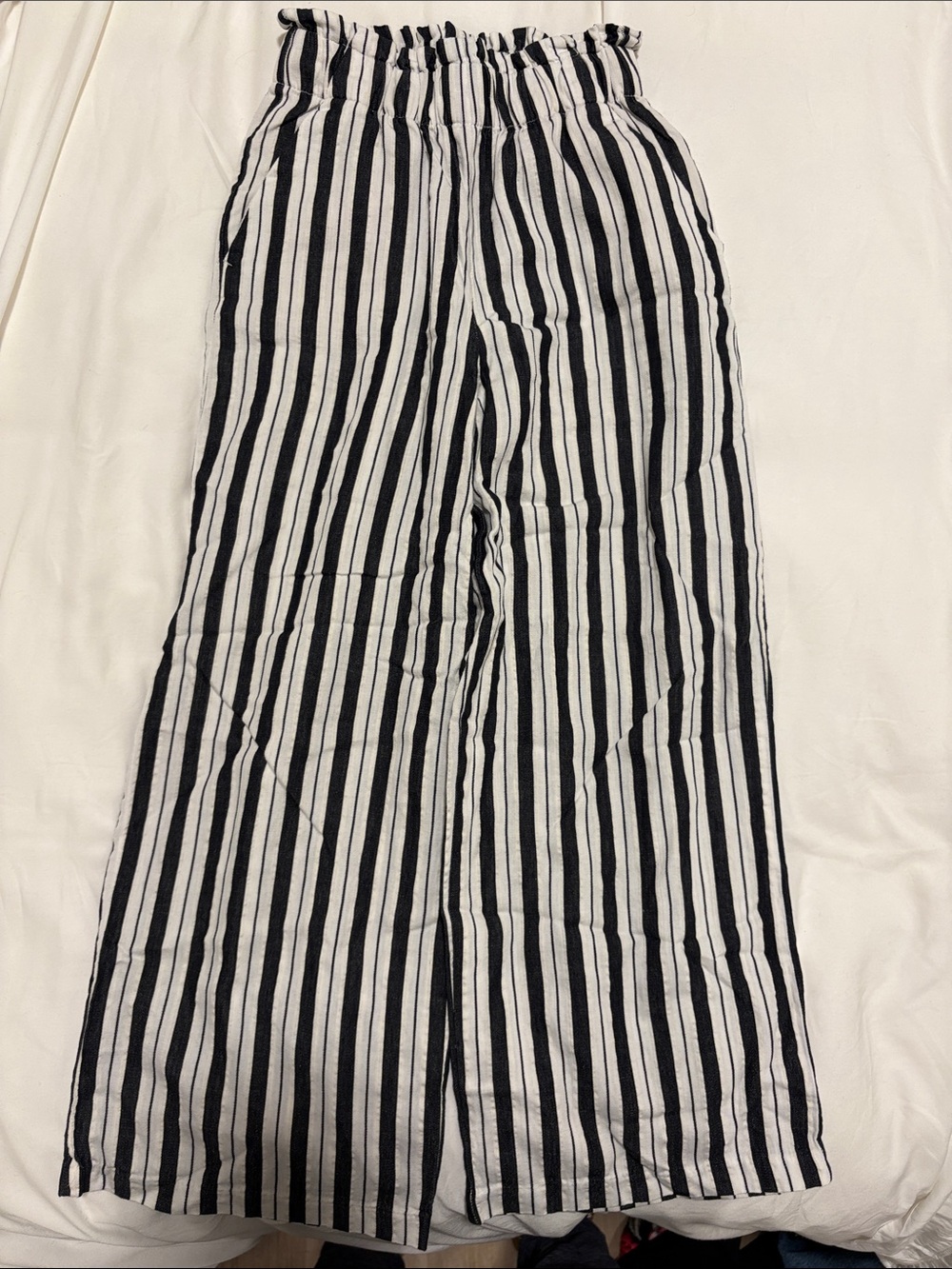 Dynamite Linen Black and White Striped Elastic-Waist Pants